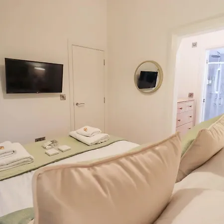 Luxury 2 Bedroom At White Cross Bay, * Уиндермир