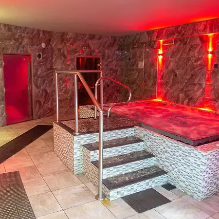 Дом отдыха Luxury 2 Bedroom At White Cross Bay, *